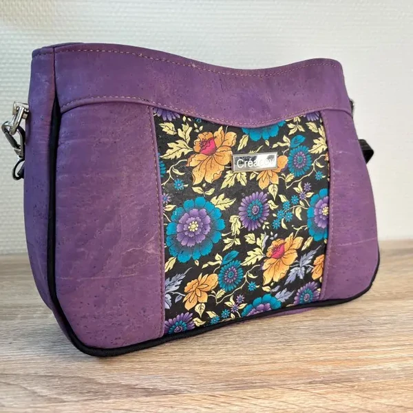 Sac à main femme violet en liège végétal à motif floral – Création artisanale française