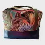 Bagage à main en simili cuir et Jacquart imprimé jungle et toucan. Vue arrière